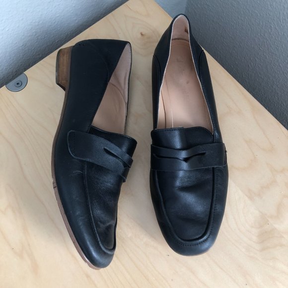 Clarks Cushion Penny Loafer - Picture 3 of 13